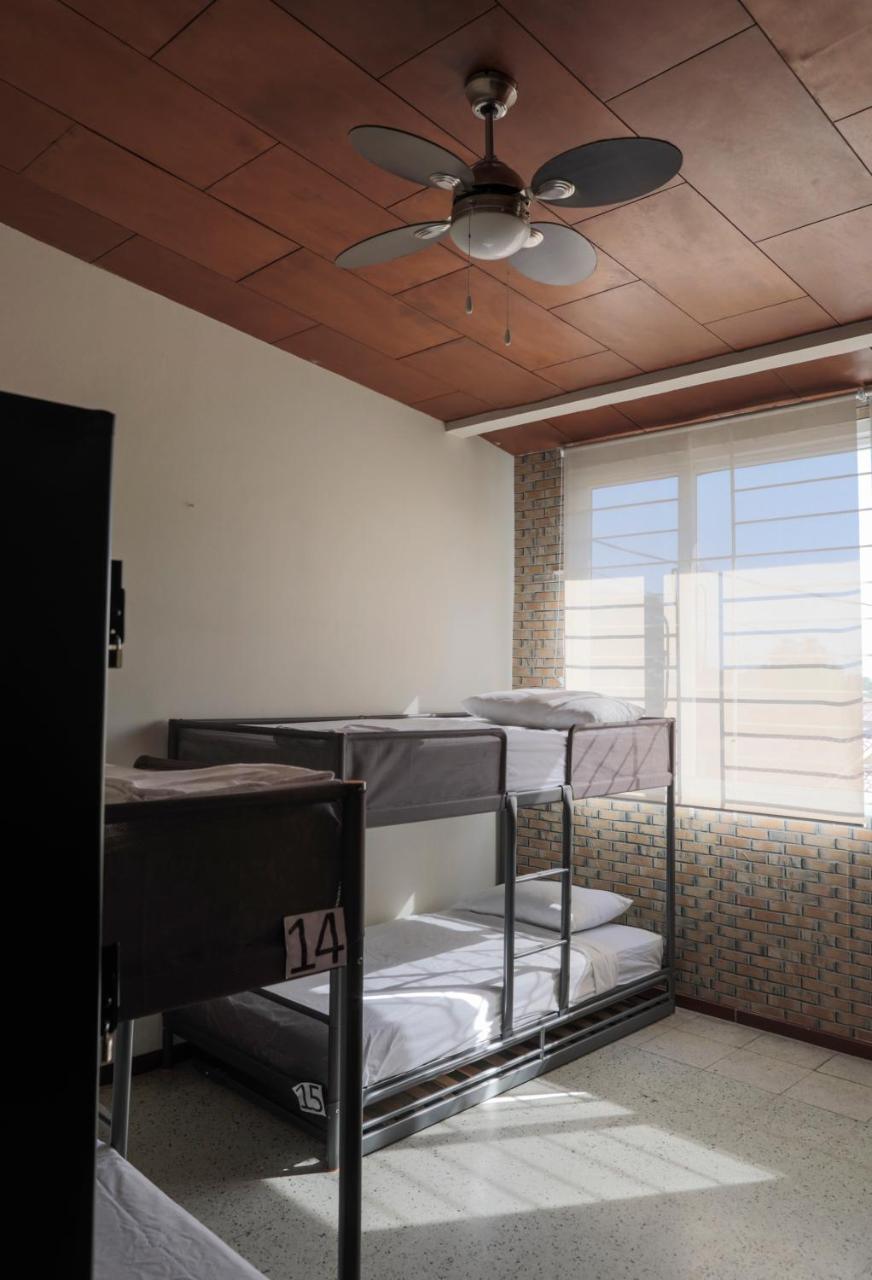 Hostal San Benito San Salvador Esterno foto
